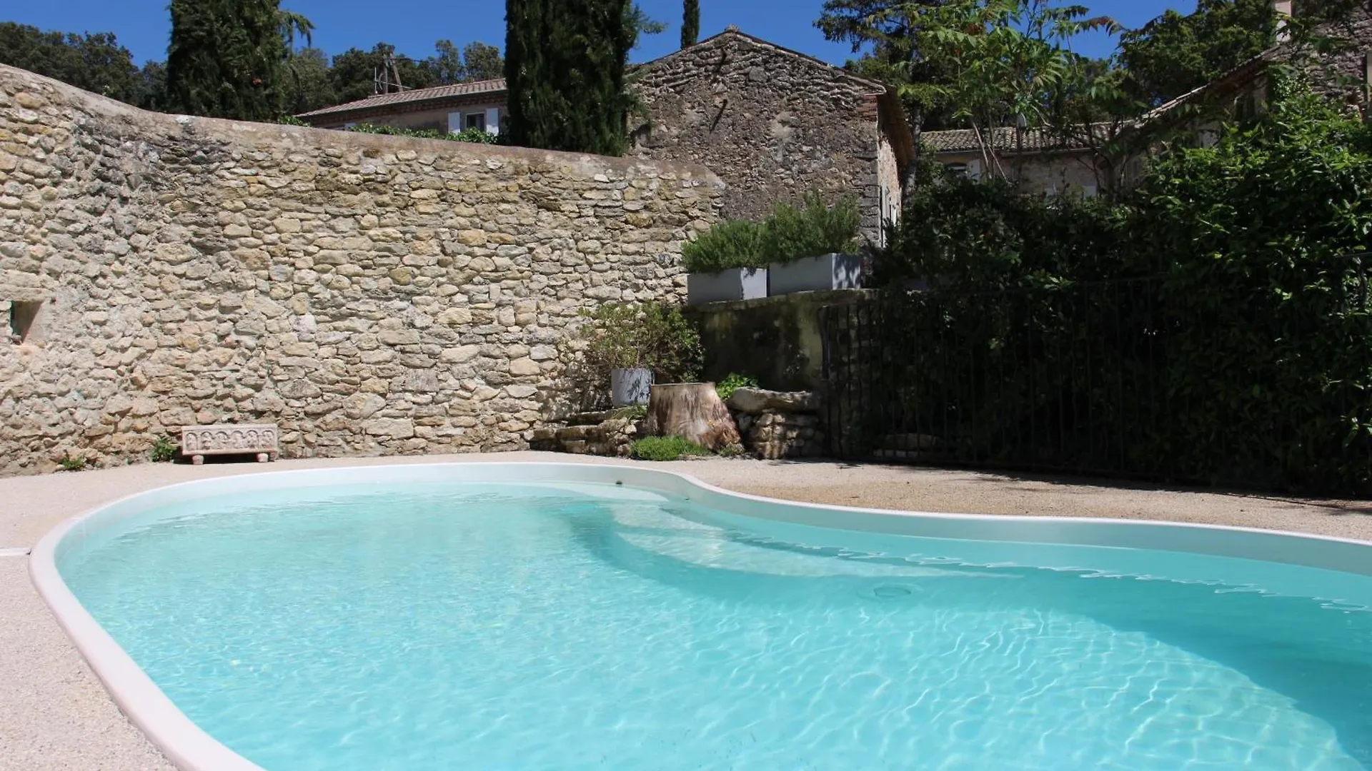 Holiday home Le Bastidon, Gite Des Lucioles En Provence Montsegur-sur-Lauzon